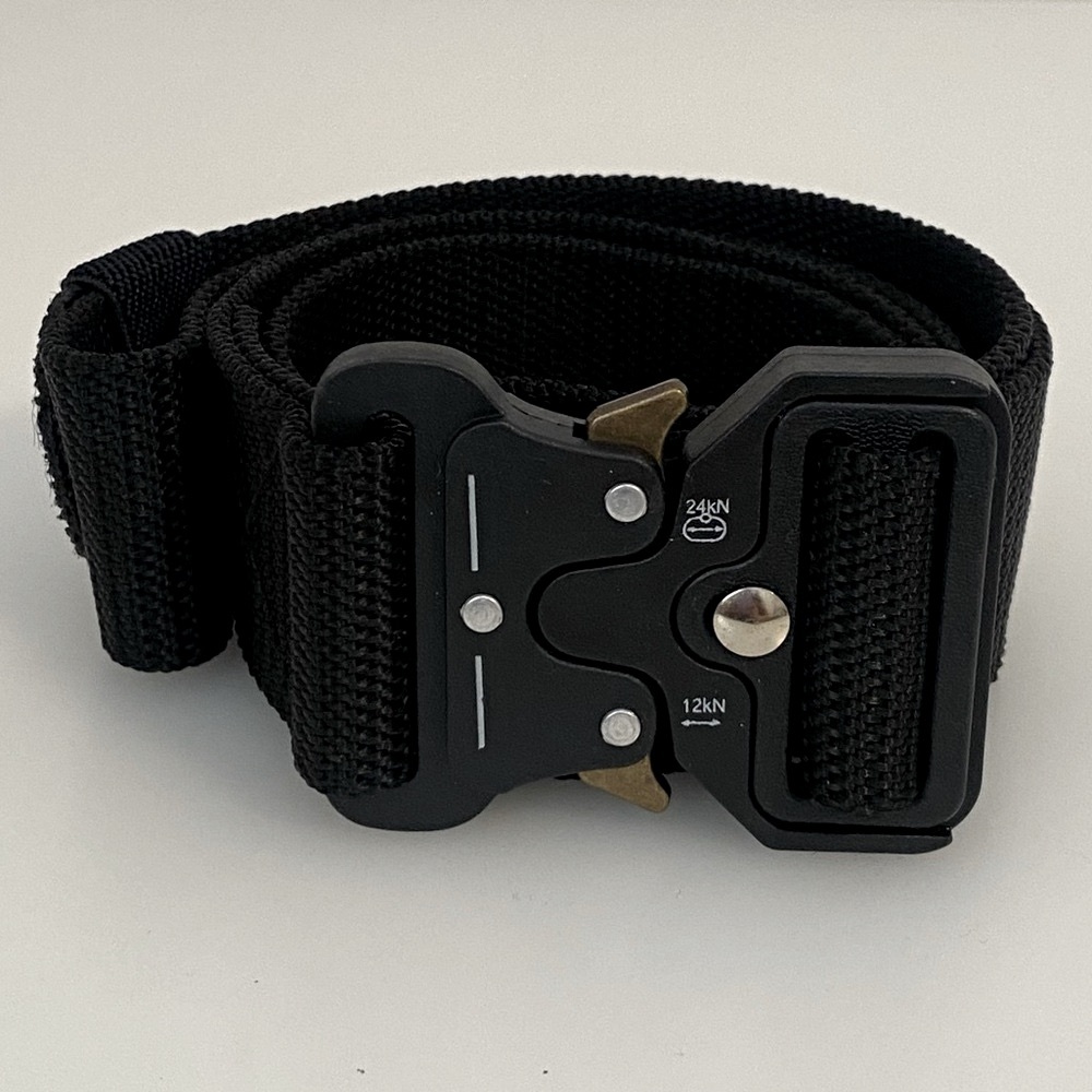 COPY - Men’s woven belt.